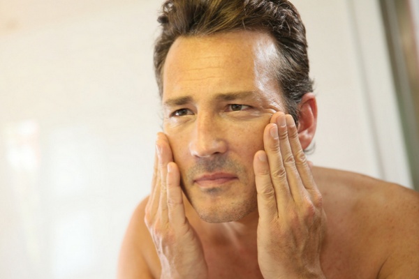 Skin care for men BOTOX VS. DERMAL FILLERS: WHICH IS BETTER AT FIGHTING WRINKLES? By Katie Fowler, MPAS, PA-C • May 2, 2017 • One Comment Share 13 Tweet +1 Pin botox vs dermal fillers Neurotoxins (such as Botox) and dermal fillers (such as Juvederm and Restylane) are sometimes discussed interchangeably as “injectables”, which are great non-surgical methods for treating fine lines and wrinkles. Indeed these treatments share some similarities: they have the power to create quick and dramatic results, with relatively no pain and no downtime. Fillers and Botox, however, are very different in terms of how they work and which types and severity of wrinkles they treat. BOTOX AND OTHER NEUROTOXINS There are several neuromodulators available for patients – the most popular being Botox, but there are also Dysport and Xeomin. Among various uses, these products are effective at eradicating wrinkles that stem from repeated facial expression including frown lines and crow’s feet. Using low doses of a purified protein, Botox and the other neurotoxins work by temporarily relaxing the underlying facial muscles that cause wrinkles when they contract. When properly injected, with these muscles relaxed, patients can smile, frown, or look surprised without the wrinkles and creases. DERMAL FILLERS Dermal fillers have become one of the most popular tools in the fight against aging. Today, there are many different kinds of dermal fillers, each with the ability to treat various signs of aging like volume loss, overly thin lips, and fine lines and wrinkles. Instead of relaxing facial muscles like Botox, dermal fillers work by adding temporary volume under the skin in order to fill wrinkles and plump the skin.